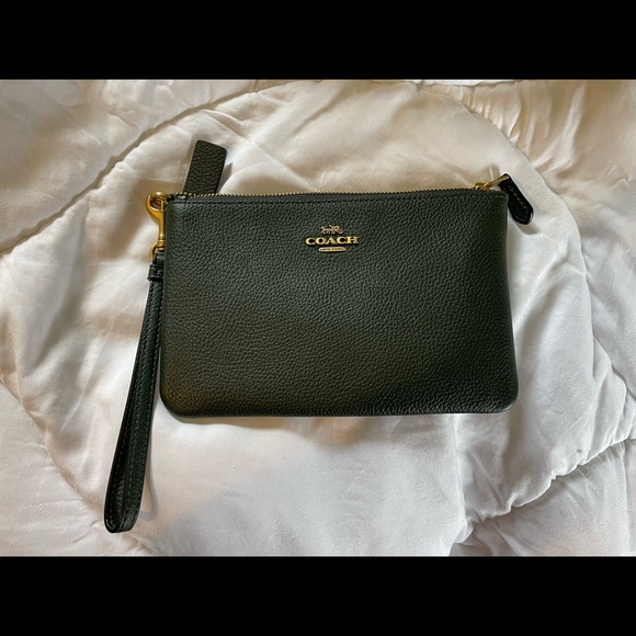 Coach Handbags - NWT COACH SMALL WRISTLET